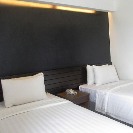 Cityscape Hotel Mandaue Exterior foto