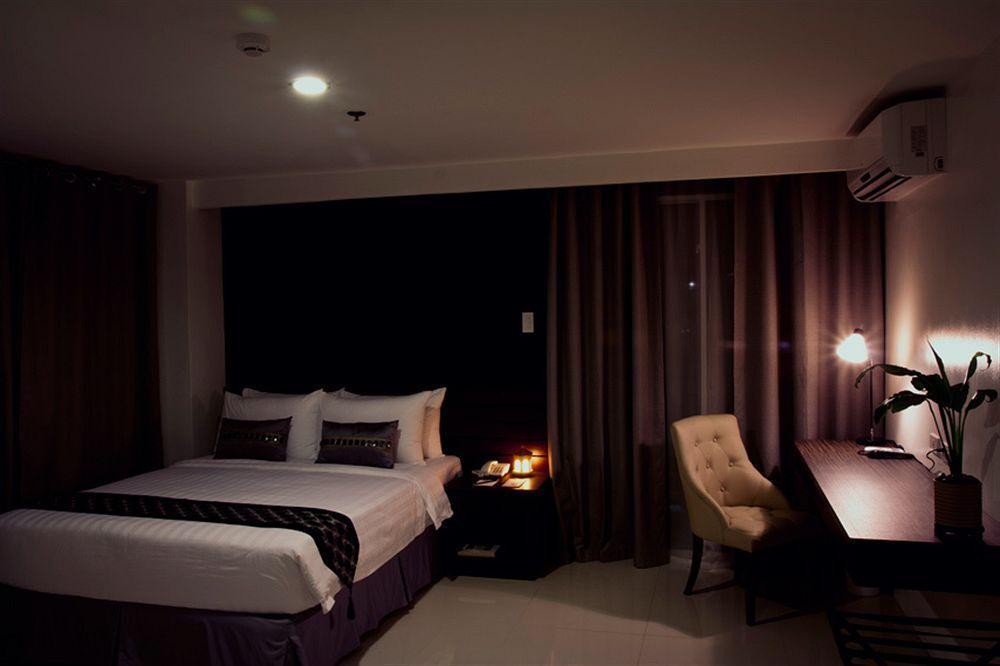 Cityscape Hotel Mandaue Exterior foto