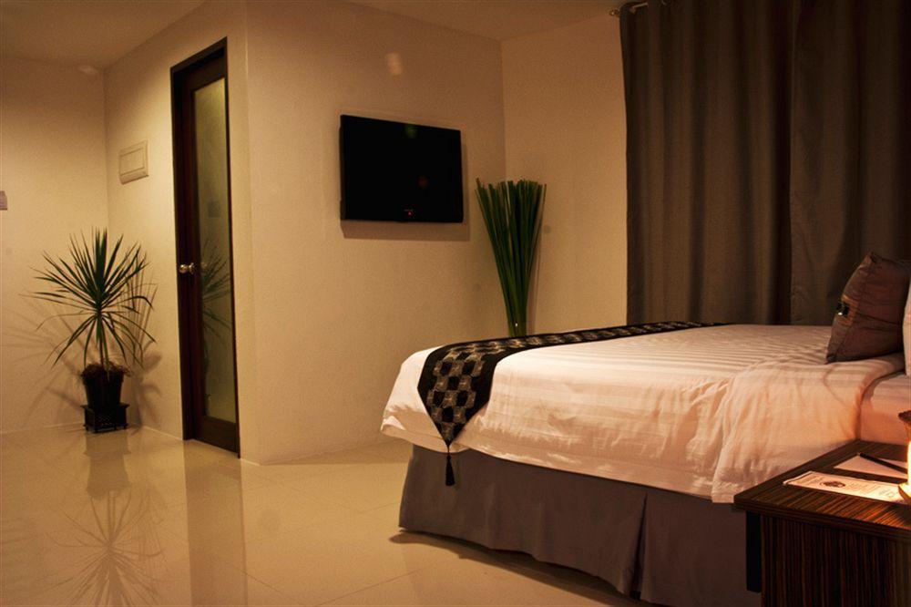 Cityscape Hotel Mandaue Exterior foto
