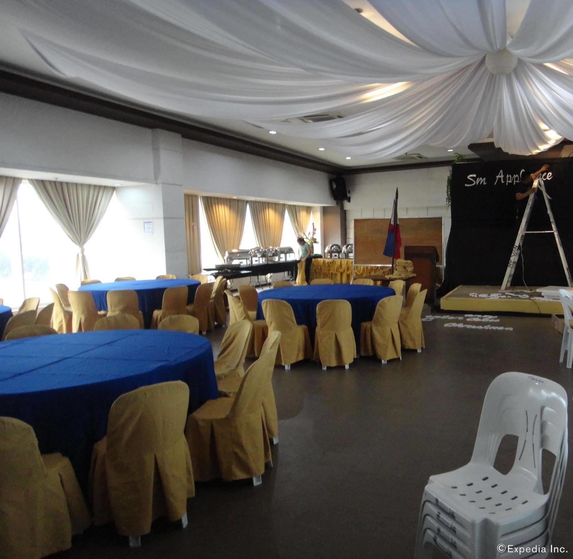 Cityscape Hotel Mandaue Exterior foto